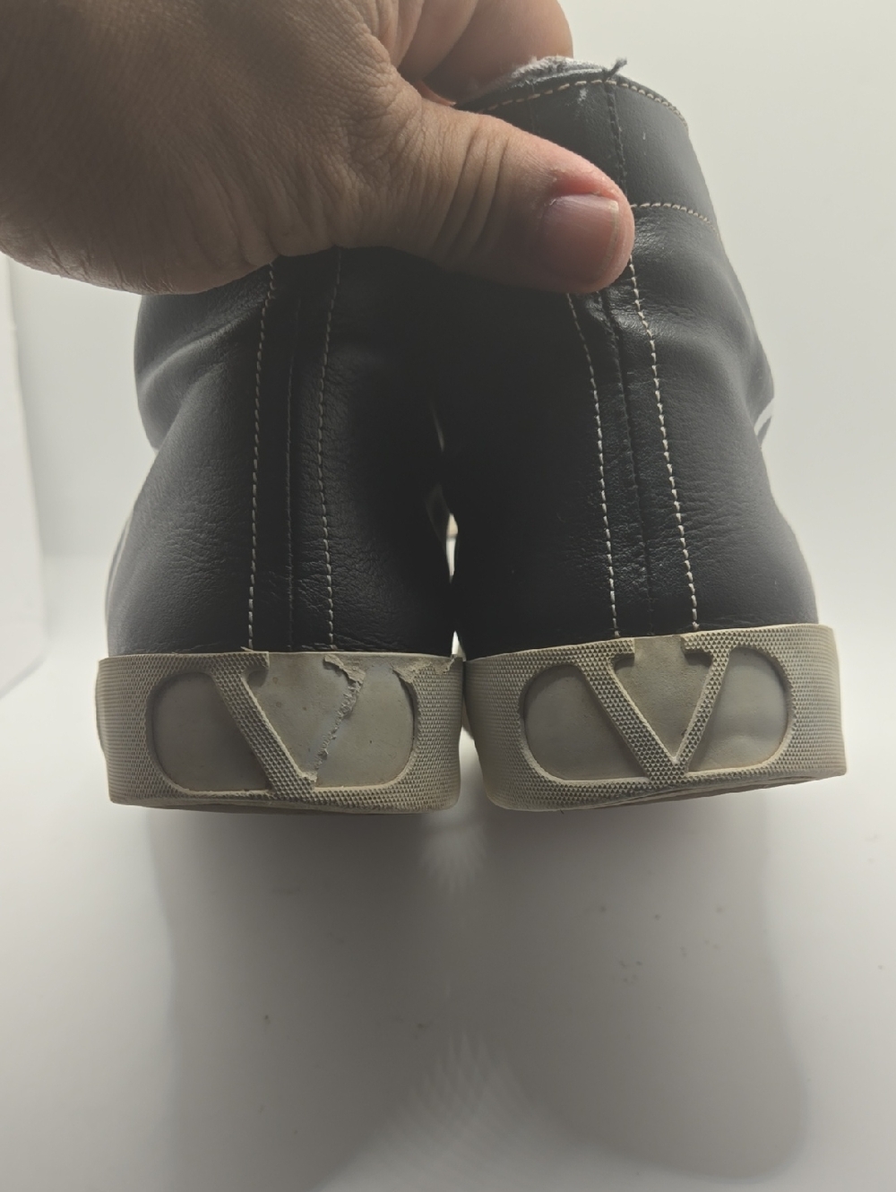 Valentino Garavani Trick VLogo Leather High-Top Black Shearling Sneakers Sz 39 - Picture 5 of 8